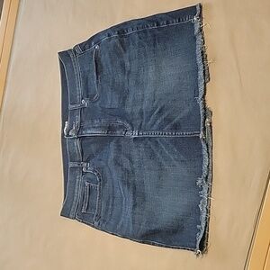 Express, Size 10 Denim Blue Mini Skirt, Raw Hem.  Excellent Used Condition